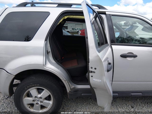 Продажа на аукционе авто 2008 Ford Escape Xlt, vin: 1FMCU93128KB69118, номер лота: 45712811