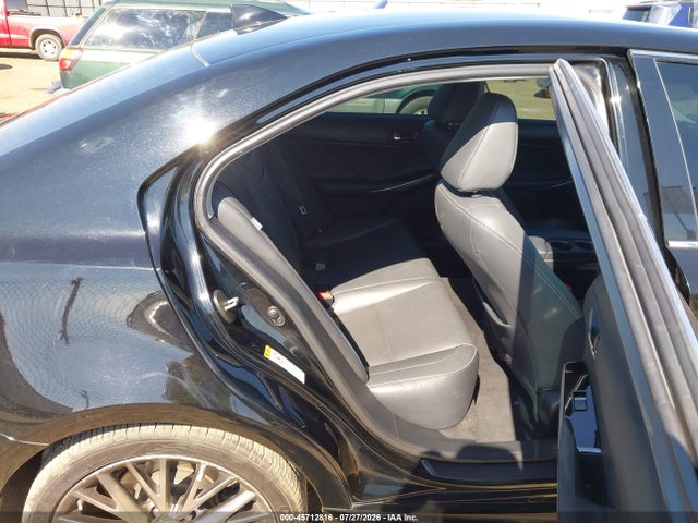 Продажа на аукционе авто 2015 Lexus Is 250, vin: JTHCF1D28F5022819, номер лота: 45712816