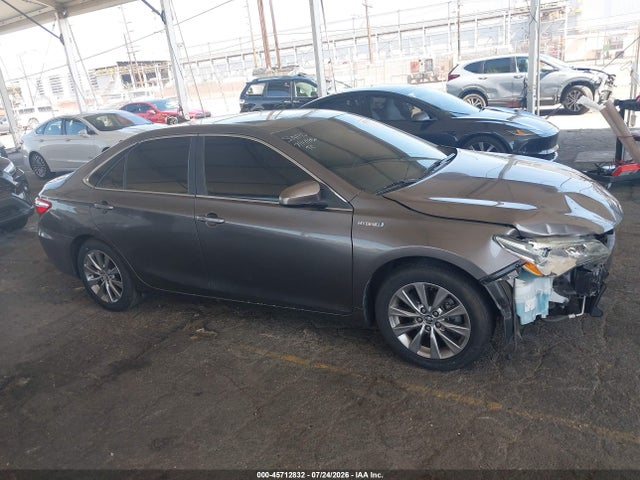 4T1BD1FK8FU165934 Toyota Camry Hybrid Xle