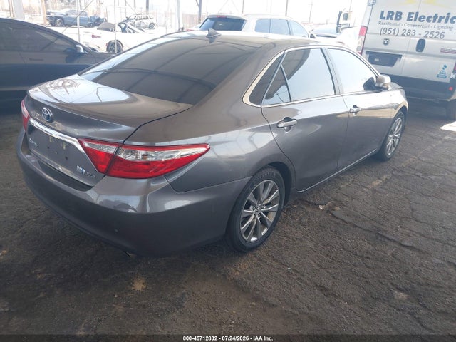 4T1BD1FK8FU165934 Toyota Camry Hybrid Xle