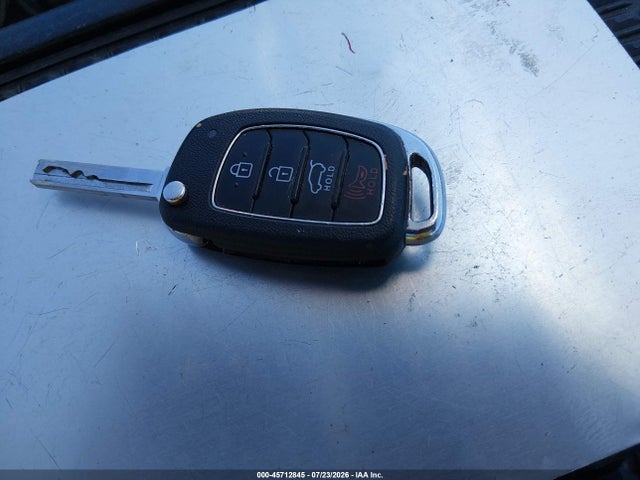 5NMZTDLB2JH089722 Hyundai Santa Fe Sport 2.4l