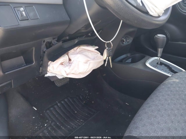 VNKKTUD39FA045380 Toyota YARIS L