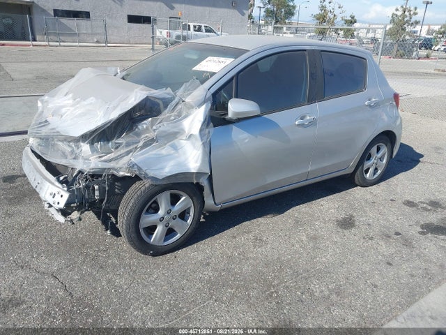 VNKKTUD39FA045380 Toyota YARIS L