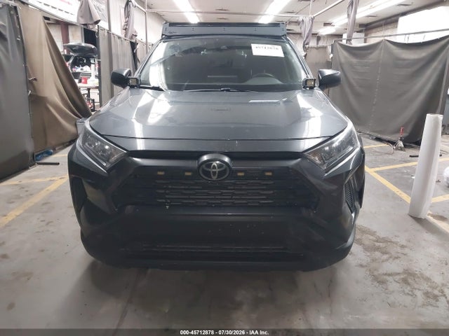 Toyota RAV4 LE 2020 JTMH1RFV6LD057002 Image 12