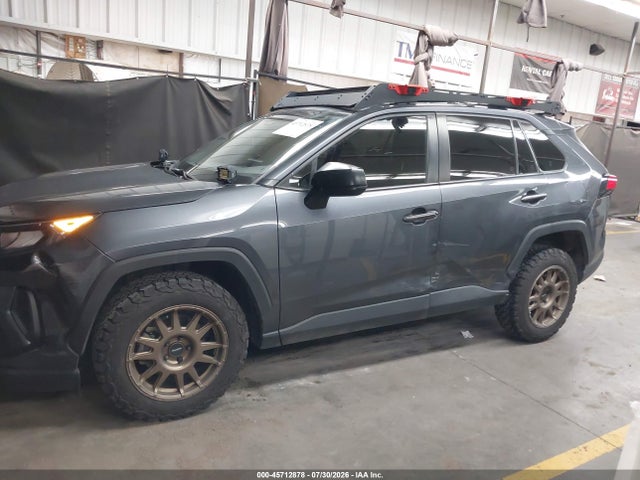 Toyota RAV4 LE 2020 JTMH1RFV6LD057002 Image 14