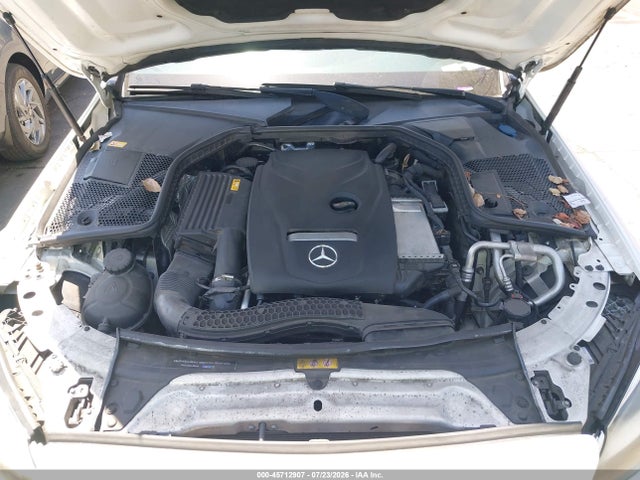55SWF4JB8GU157978 Mercedes-Benz C 300