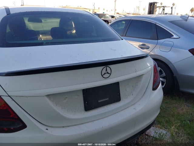 55SWF4JB8GU157978 Mercedes-Benz C 300