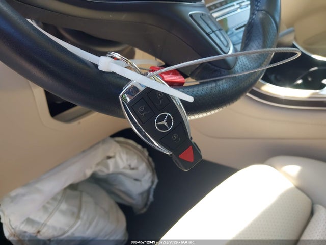 45712949 :رقم المزاد ، WDC0G4JB6KV174562 vin ، 2019 Mercedes-benz Glc 300 مزاد بيع
