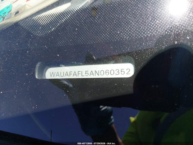 Продаж на аукціоні авто 2010 Audi A4 2.0t Premium, vin: WAUAFAFL5AN060352, номер лоту: 45712958