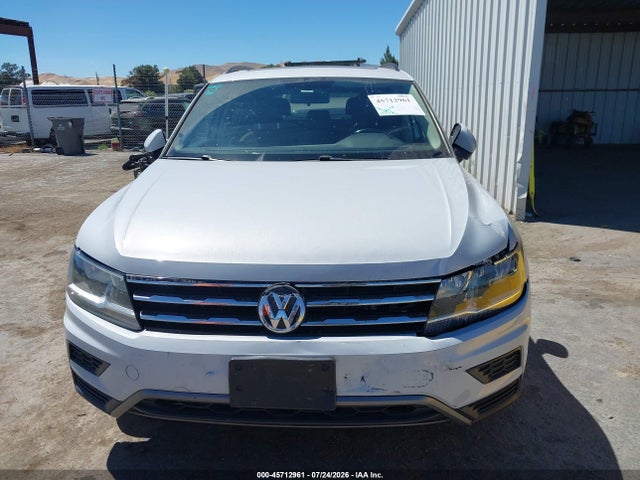 3VV3B7AX9JM047457 Volkswagen Tiguan 2.0t Se/2.0t Sel