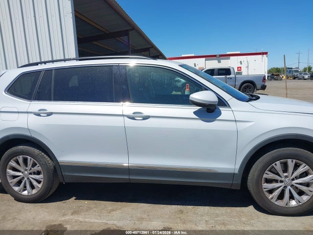 3VV3B7AX9JM047457 Volkswagen Tiguan 2.0t Se/2.0t Sel