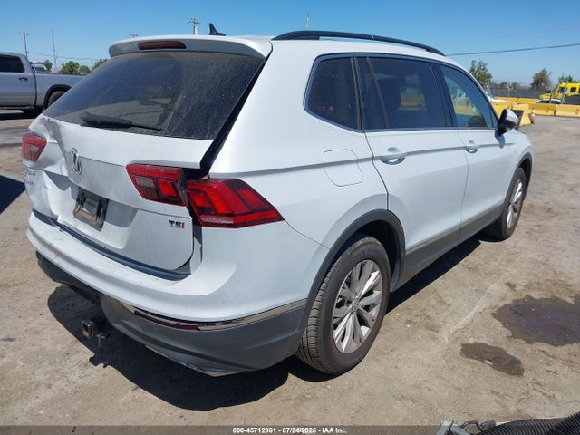 3VV3B7AX9JM047457 Volkswagen Tiguan 2.0t Se/2.0t Sel