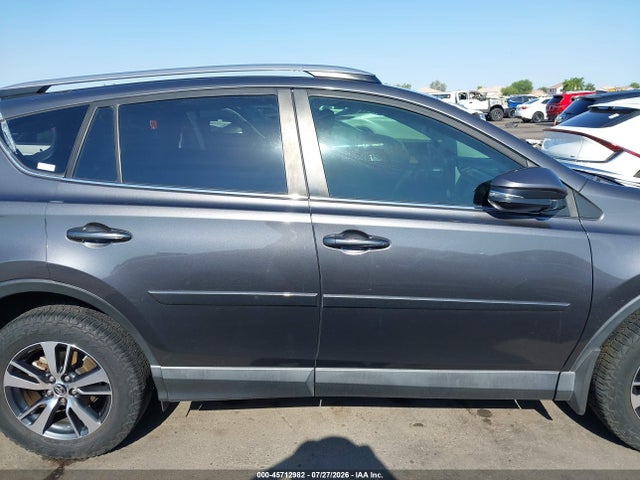 Toyota Rav4 Xle 2017 JTMRFREV3HJ155744 Image 14