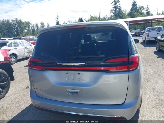 Chrysler Pacifica Touring L 2024 2C4RC1BG5RR139557 Image 16