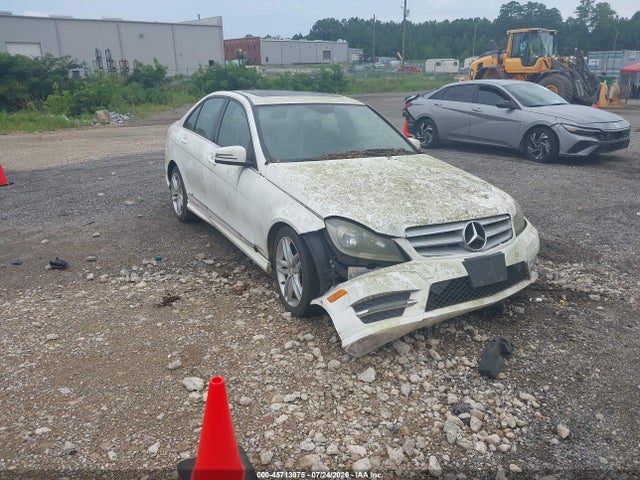 45713075 :رقم المزاد ، WDDGF8ABXDR278035 vin ، 2013 Mercedes-benz C 300 Sport 4matic مزاد بيع