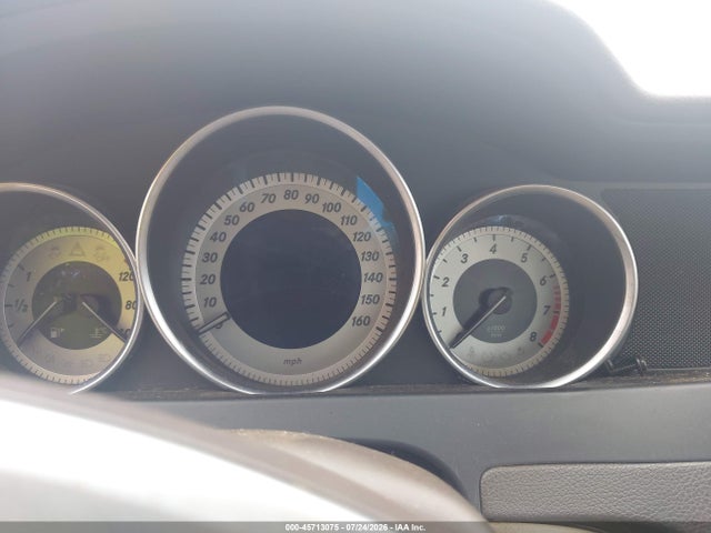 2013 Mercedes-benz C 300 Sport 4matic მანქანა იყიდება აუქციონზე, vin: WDDGF8ABXDR278035, აუქციონის ნომერი: 45713075