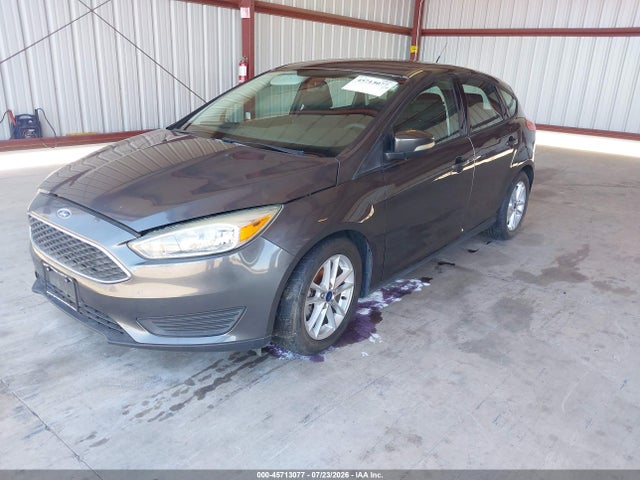 1FADP3K22GL352038 Ford FOCUS SE