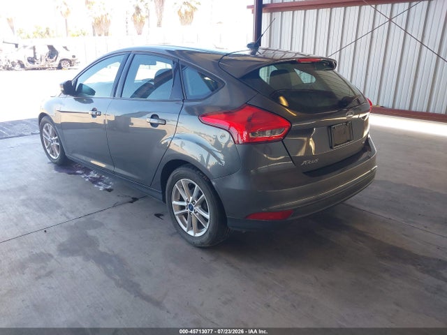 1FADP3K22GL352038 Ford FOCUS SE