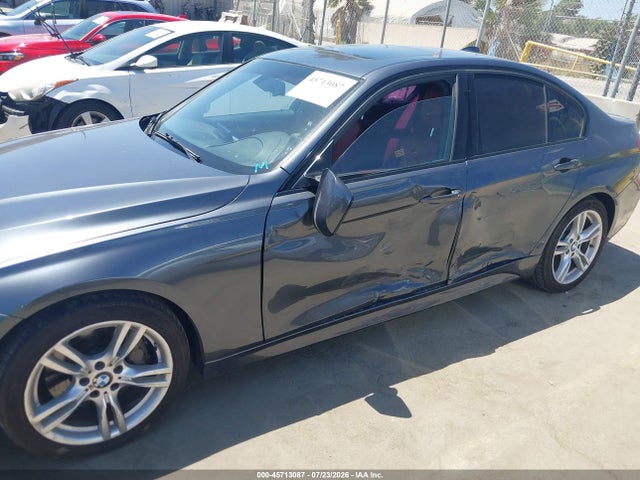 WBA8B9G52JNU98710 BMW 330I
