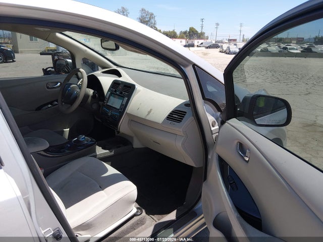 Продажа на аукционе авто 2011 Nissan Leaf Sl, vin: JN1AZ0CPXBT003835, номер лота: 45713090
