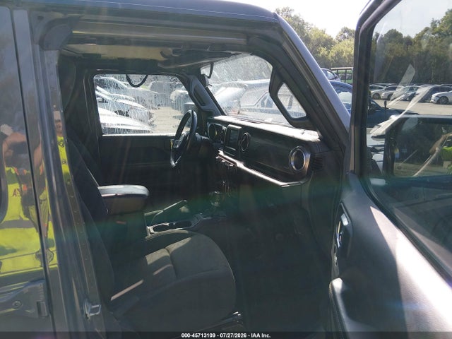 45713109 :رقم المزاد ، 1C4HJXEN0MW525494 vin ، 2021 Jeep Wrangler Unlimited Sahara 4x4 مزاد بيع
