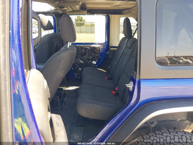 1C4HJXDN7LW225385 Jeep Wrangler Unlimited Sport S 4x4