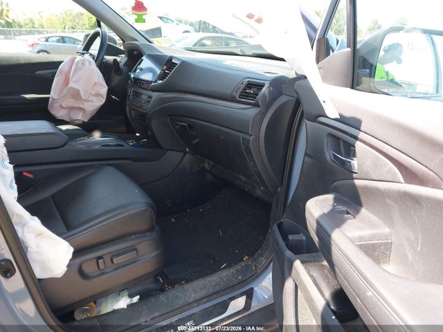 Продажа на аукционе авто 2025 Honda Ridgeline Rtl, vin: 5FPYK3F58SB006173, номер лота: 45713133