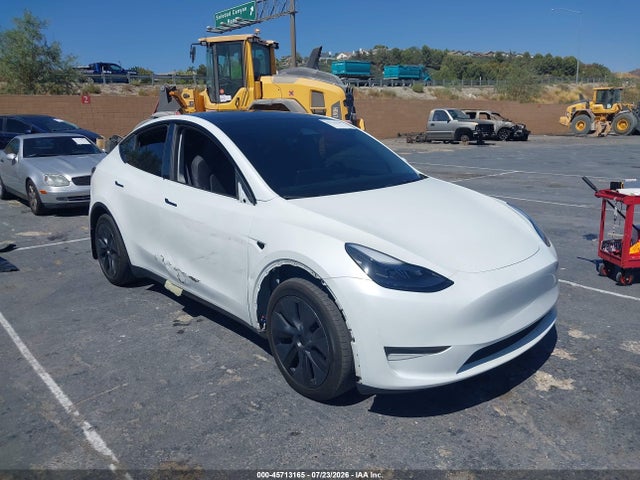 Tesla Model Y Long Range Single Motor Rear-wheel Drive/rwd 2024 7SAYGDED5RF105281 zdjęcie główne