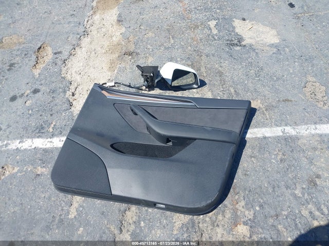 Продажа на аукционе авто 2024 Tesla Model Y Long Range Single Motor Rear-wheel Drive/rwd, vin: 7SAYGDED5RF105281, номер лота: 45713165