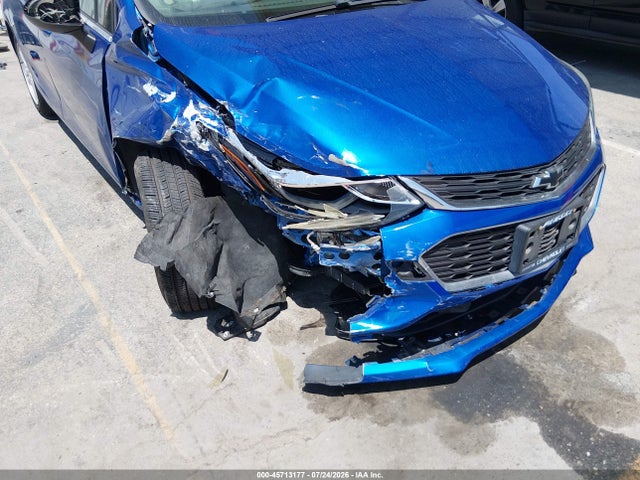 1G1BE5SM2J7180851 Chevrolet Cruze Lt Auto