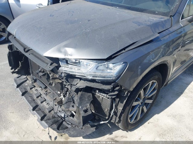 Продажа на аукционе авто 2017 Audi Q7 3.0t Premium, vin: WA1LAAF78HD056447, номер лота: 45713178