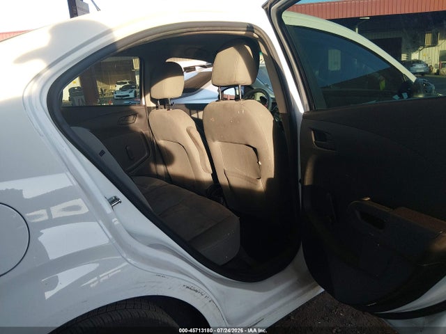 Chevrolet Sonic Ls Auto 2015 1G1JA5SH8F4136131 Image 8