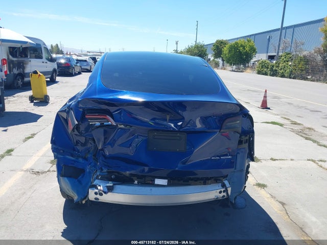 45713182 :رقم المزاد ، 5YJYGDEE5LF015156 vin ، 2020 Tesla Model Y Long Range Dual Motor All-wheel Drive مزاد بيع