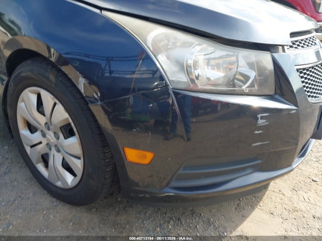 1G1PA5SG5E7279892 Chevrolet Cruze Ls Auto
