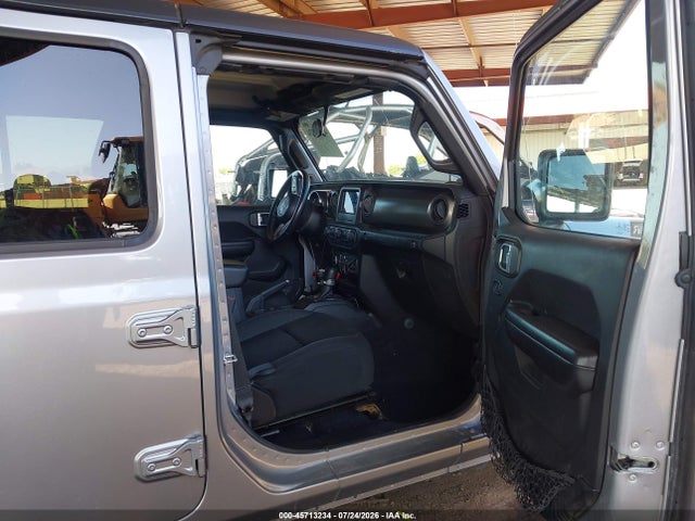 1C4HJXDNXKW617999 Jeep Wrangler Unlimited Sport S 4x4
