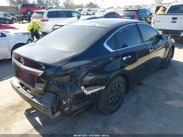 Nissan Altima 2.5 S 2014 1N4AL3AP1EC155869 Image 4