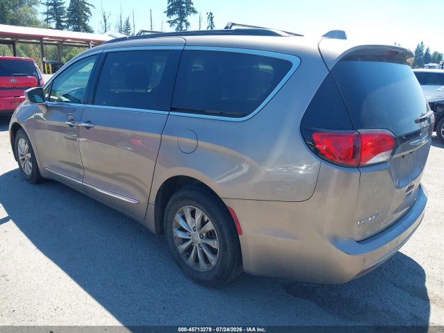 Chrysler Pacifica Touring-l 2017 2C4RC1BGXHR720003 Image 3