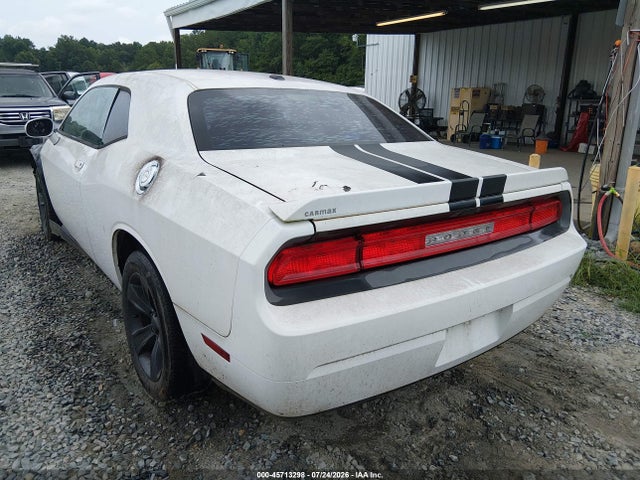 45713298 :رقم المزاد ، 2B3CJ4DG0BH596915 vin ، 2011 Dodge Challenger مزاد بيع