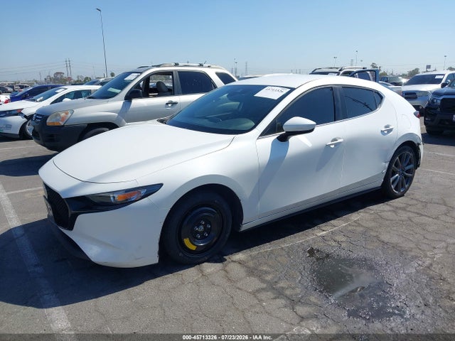 Mazda MAZDA3 2019 JM1BPAJMXK1130649 Image 2