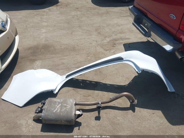 5YFB4MDE6SP303755 Toyota COROLLA LE