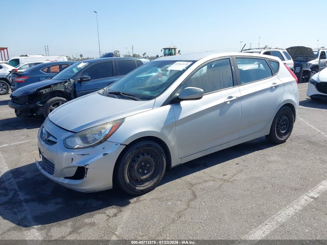 Hyundai ACCENT GS 2014 KMHCT5AE0EU172942 Image 2