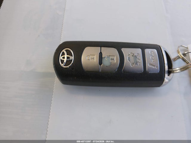 3MYDLBYVXHY190753 Toyota YARIS IA