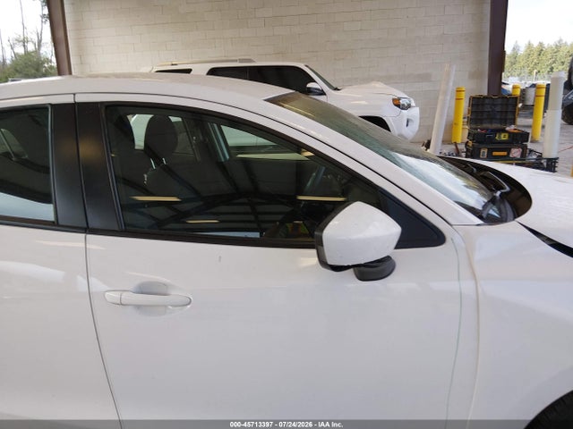 3MYDLBYVXHY190753 Toyota YARIS IA