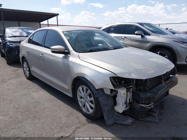 2014 Volkswagen Jetta 1.8t Se მანქანა იყიდება აუქციონზე, vin: 3VWD07AJ2EM286596, აუქციონის ნომერი: 45713398