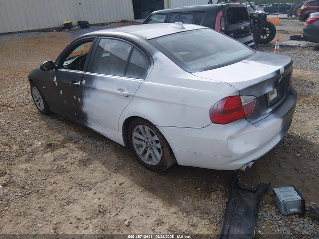 2006 Bmw 325i მანქანა იყიდება აუქციონზე, vin: WBAVB175X6NK39054, აუქციონის ნომერი: 45713411