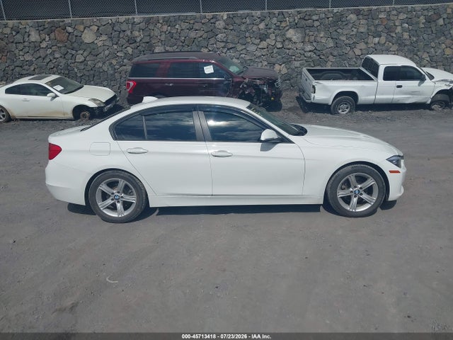 2014 Bmw 320i მანქანა იყიდება აუქციონზე, vin: WBA3B1C56EP680230, აუქციონის ნომერი: 45713418