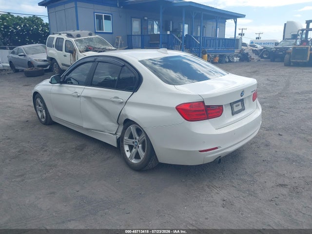 2014 Bmw 320i მანქანა იყიდება აუქციონზე, vin: WBA3B1C56EP680230, აუქციონის ნომერი: 45713418