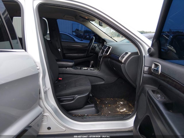 Продажа на аукционе авто 2012 Jeep Grand Cherokee Laredo, vin: 1C4RJFAGXCC348670, номер лота: 45713447