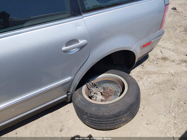 45713448 :رقم المزاد ، WVWVD63BX3E021794 vin ، 2003 Volkswagen Passat Gls مزاد بيع