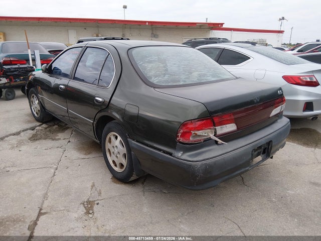 Продажа на аукционе авто 1999 Infiniti I30 Limited/standard/touring, vin: JNKCA21A8XT758902, номер лота: 45713459
